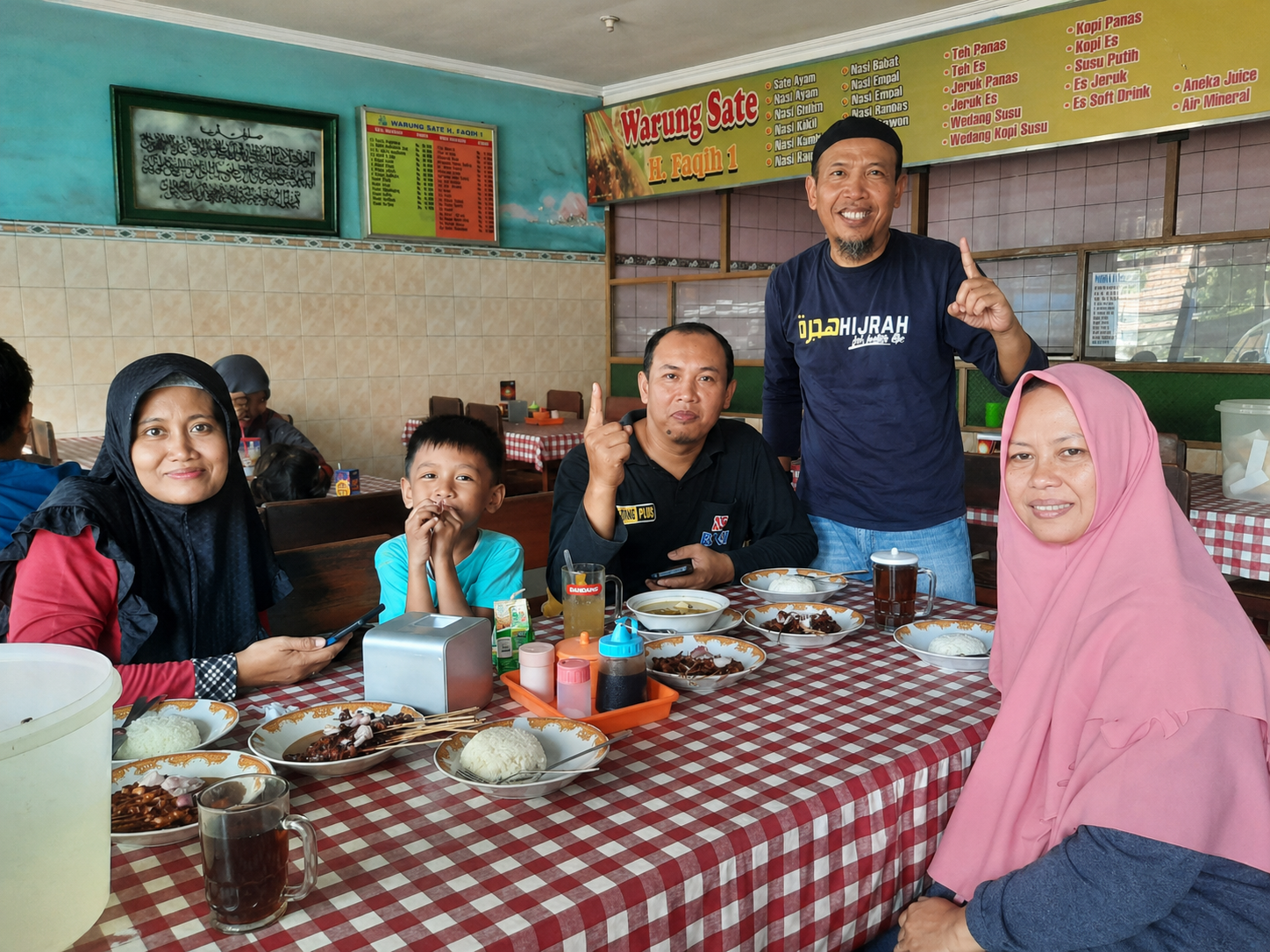 Makan Bersama Keluarga