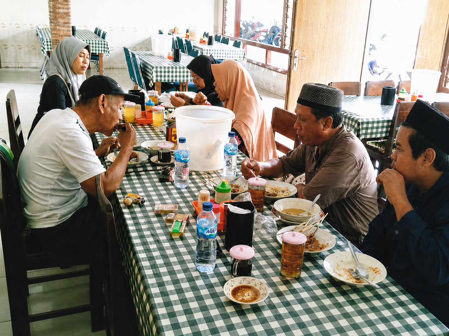 Singgah dan Bernostalgia